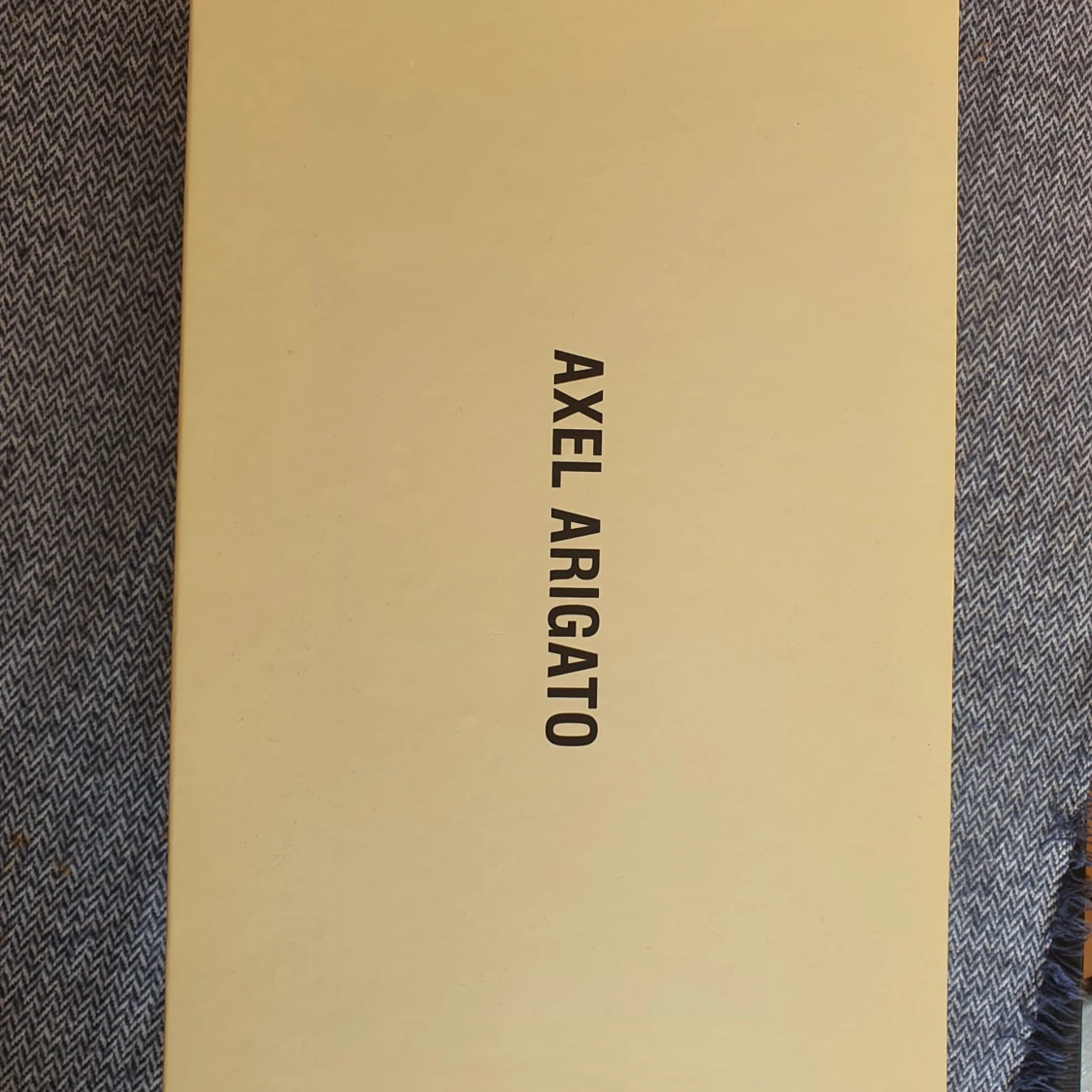 Axel Arigato svartvita sneakers - 2