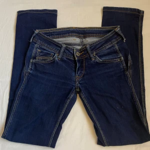 Mörkblå jeans från Pepe Jeans - Mörkblå jeans från Pepe Jeans, passar som xxs.