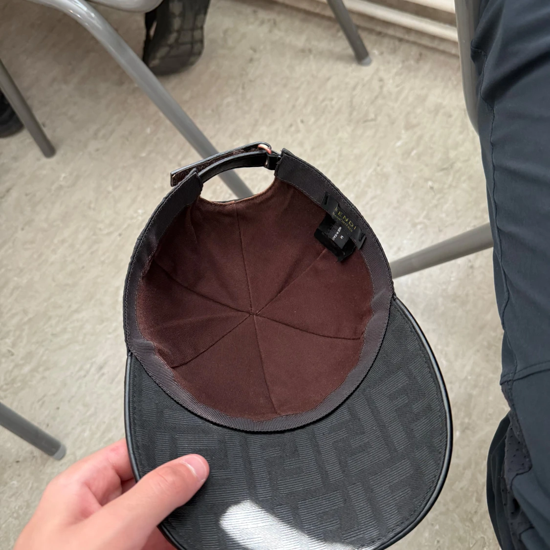 Svart Fendi keps med FF-mönster - 3