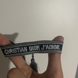 Armband reserverad  - Armband reserverad