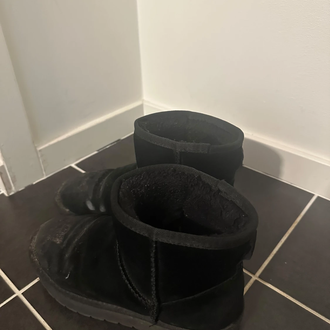 UGGs liknande skor storlek 37  - 1