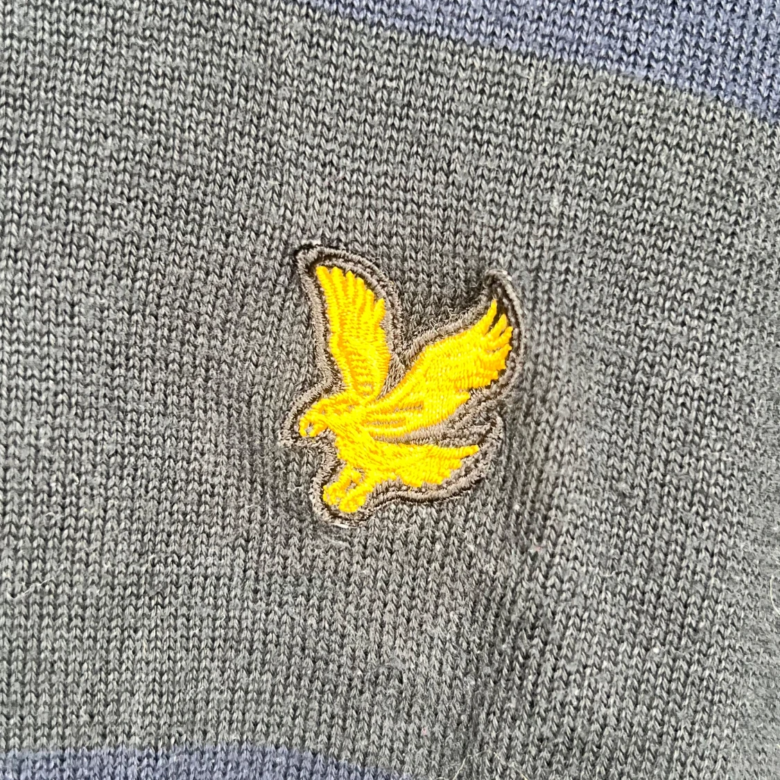 Randig tröja från Lyle & Scott, L - 3