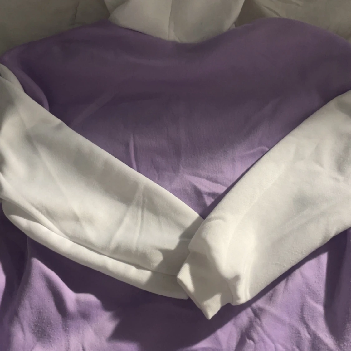 Ljuslila och vit hoodie Oakland S - 1