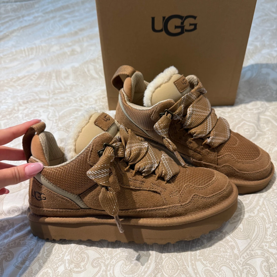 UGG lowmel
