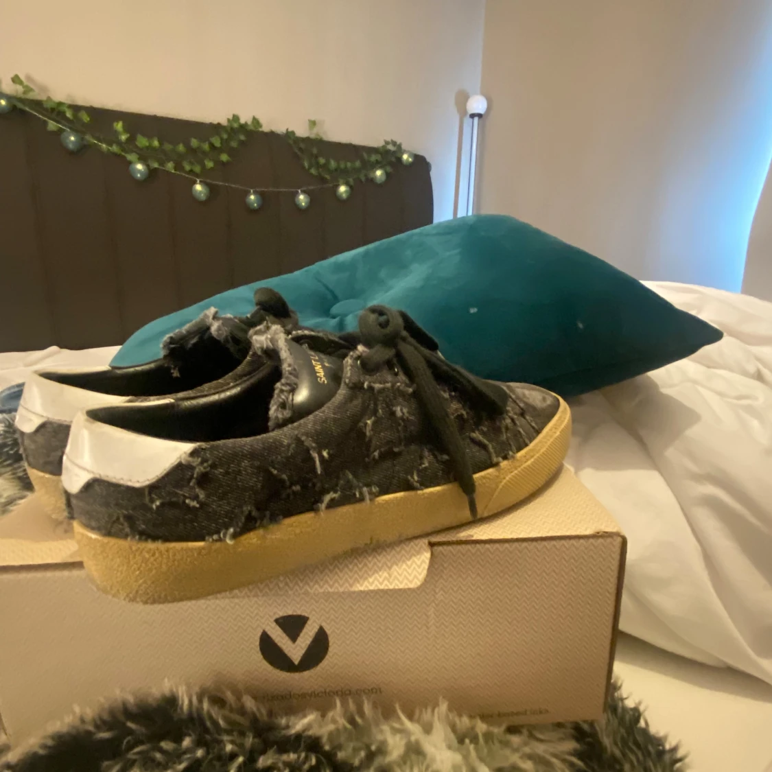 Saint Laurent svarta sneakers - 1