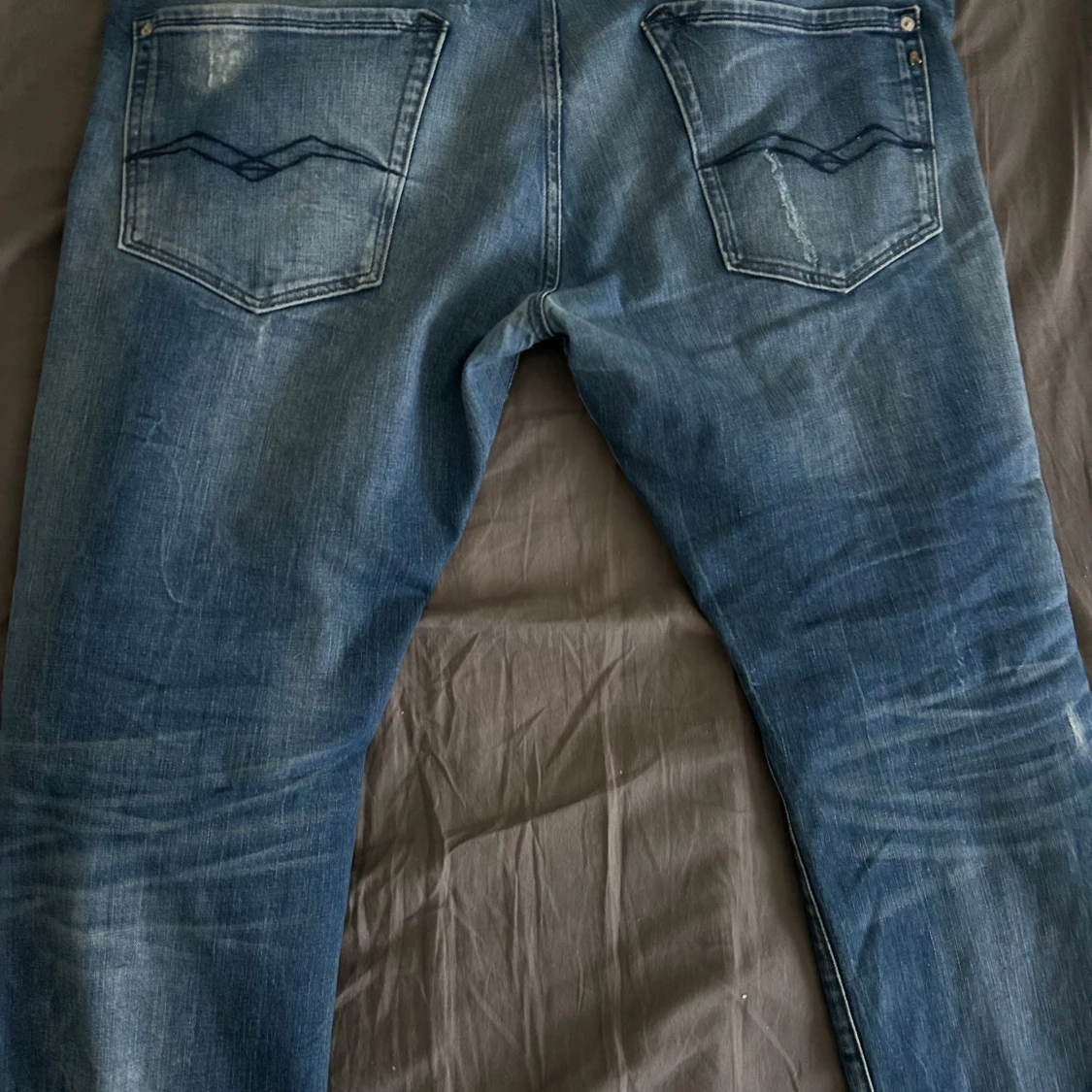Blå Replay jeans i rak modell - 1