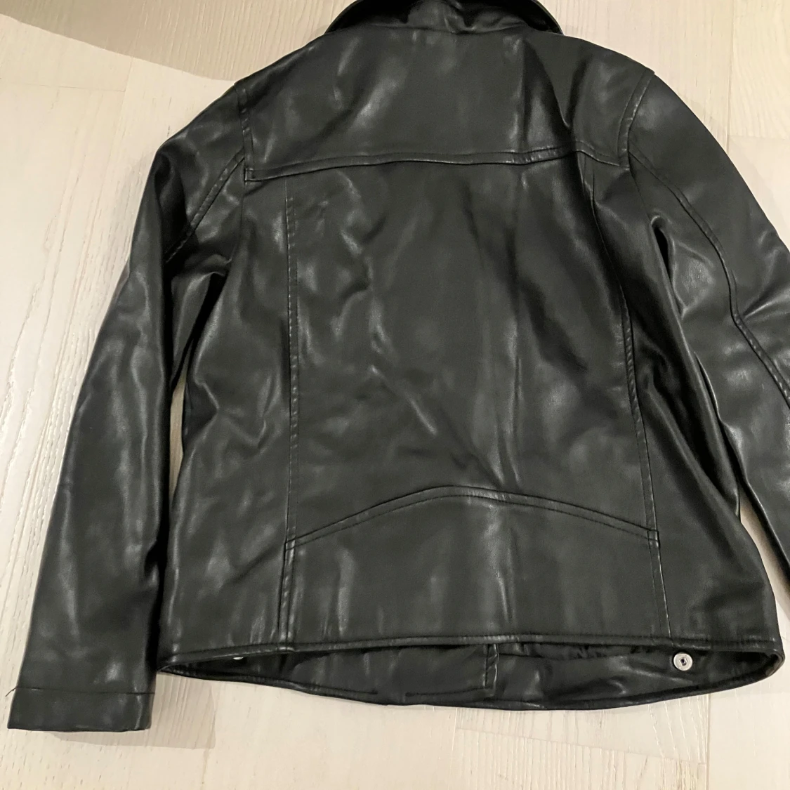 Svart skinnjacka från Zara Girls 140cm NY  - 3