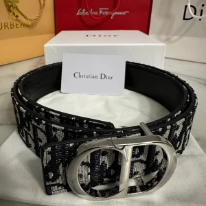 Di0r bälte - Helt ny, box, påse och certifikat inkluderad 