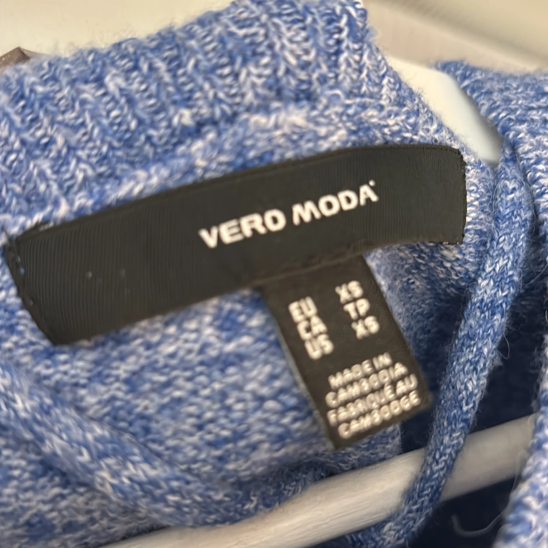 Blå stickad tröja från Vero Moda XS - 1