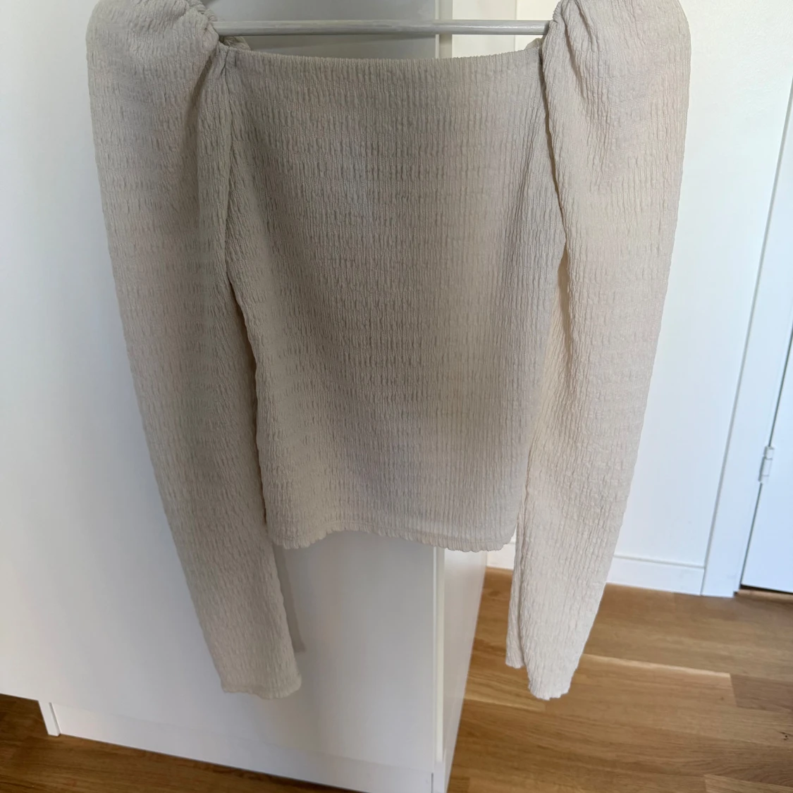 Beige offshoulder topp från H&M XS - 3
