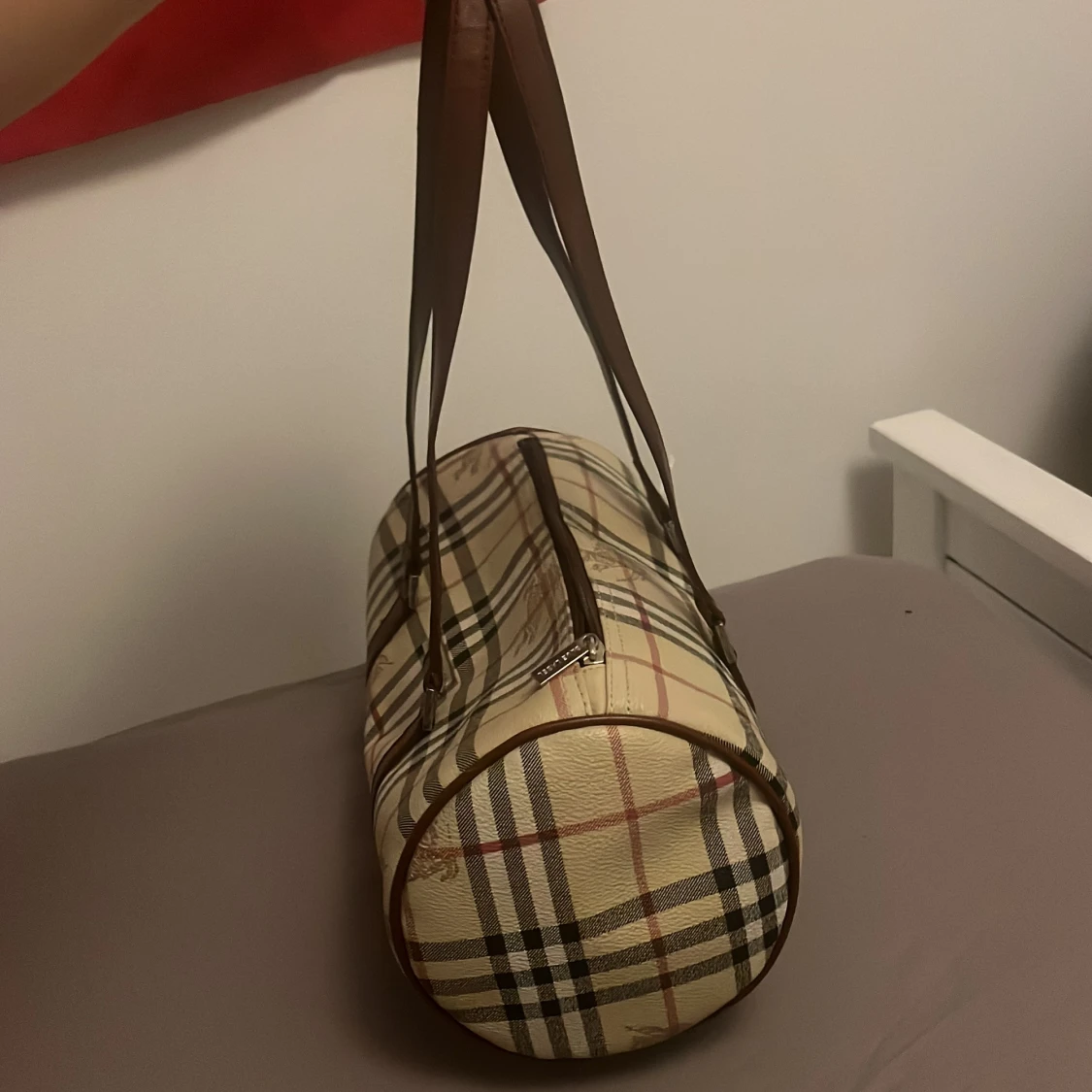 Rutig handväska från Burberry - 1