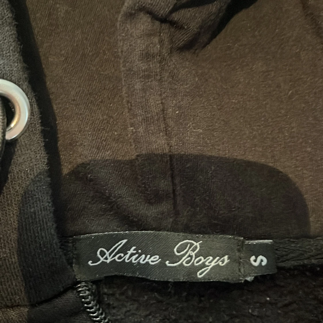 Svart hoodie från Tuttolente - 2