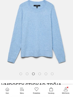 Ljusblå stickad tröja vero Moda  - Mysig ljusblå stickad tröja från H&M med rund halsringning och ribbade muddar vid ärmslut och nederkant. Orginalpris är 300kr💕säljer då den inte kommer till användning💕 använd två gånger och väldigt bra skick❤️ skriv för mer bilder!