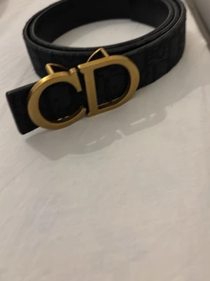 Svart cd bälte - Svart cd bälte storlek 115