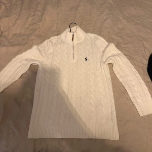 RL CABLE HALFZIP - Ralph Lauren kabelsstickad