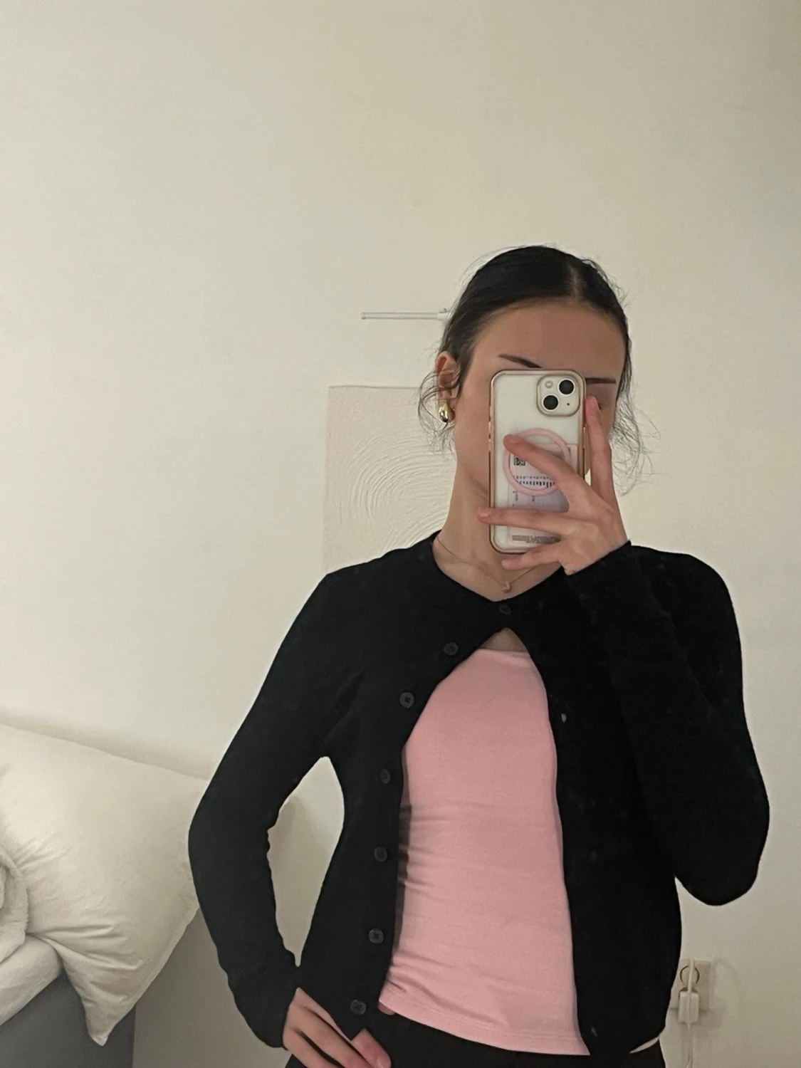 Svart basic kofta med rund hals - 1