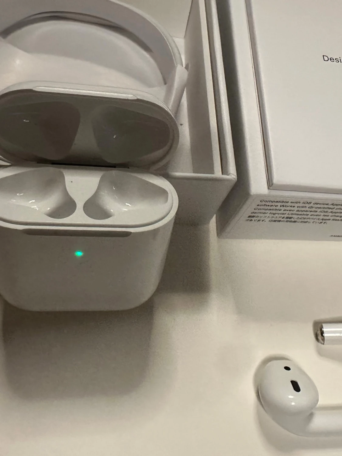 Apple AirPods trådlösa hörlurar - 6