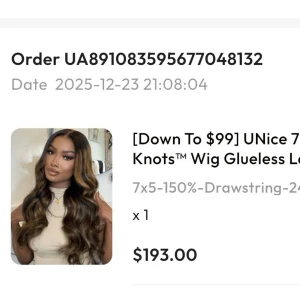 UNice Glueless Bodywave Wig/Peruk - använd i ungefär 2 veckor, tyvärr hatar jag hur färgen ser ut på mig så det är dags att sälja den.. den är 7x5 drawstring, balayage-stil med mörkbruna rötter och 24 inches lång.  Observera att om du köper den här peruken från mig kommer jag verkligen att göra mitt bästa för att rengöra limmet från lacen men jag är verkligen kass på att få bort limmet.