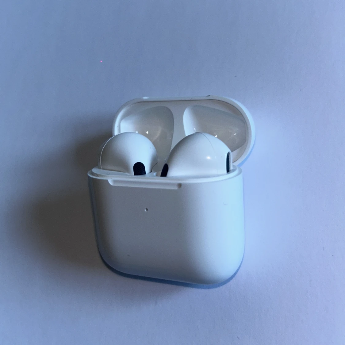 AirPods 4 - 2