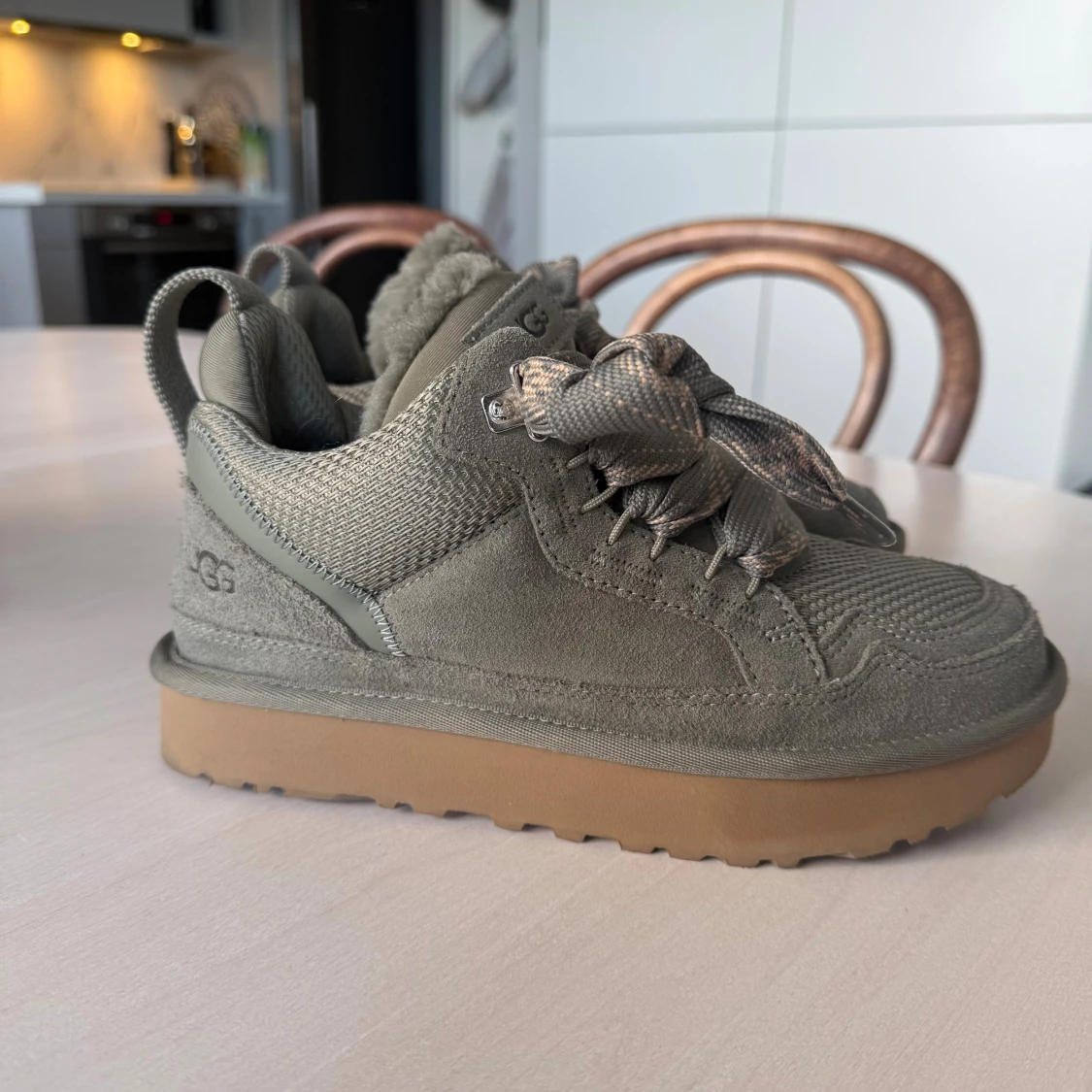 UGG lowmel gröna - 1