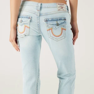 True religion jeans - Snygga true religion jeans, är uppsydda så passar folk som är 160-162