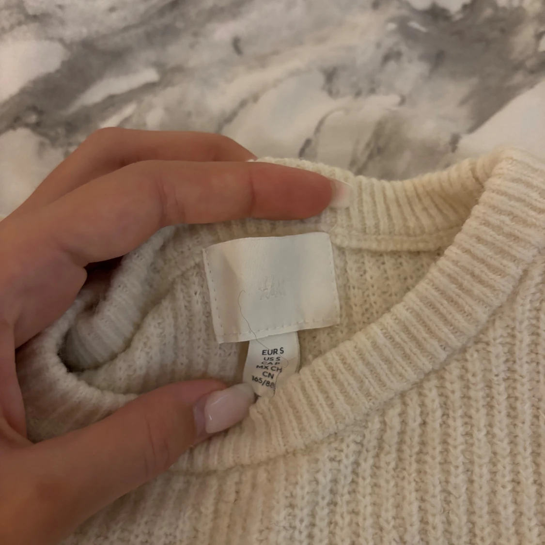 Söt stickad tröja  - 2