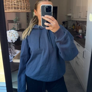 Hoodie - Hoodie från lager som ej kmr t användning🩷