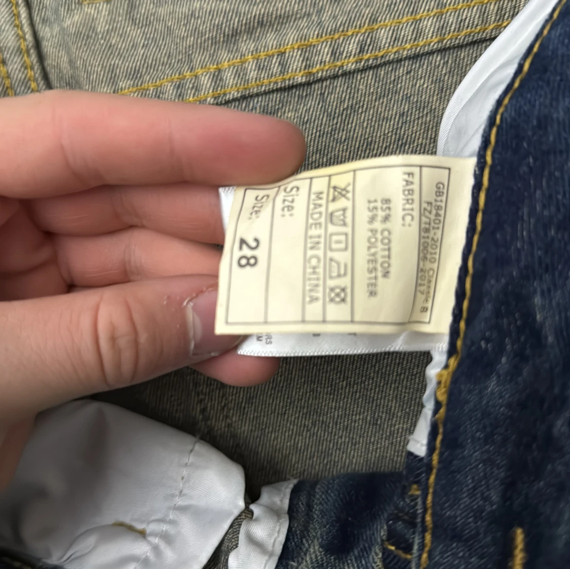 Jeans med patches - 2