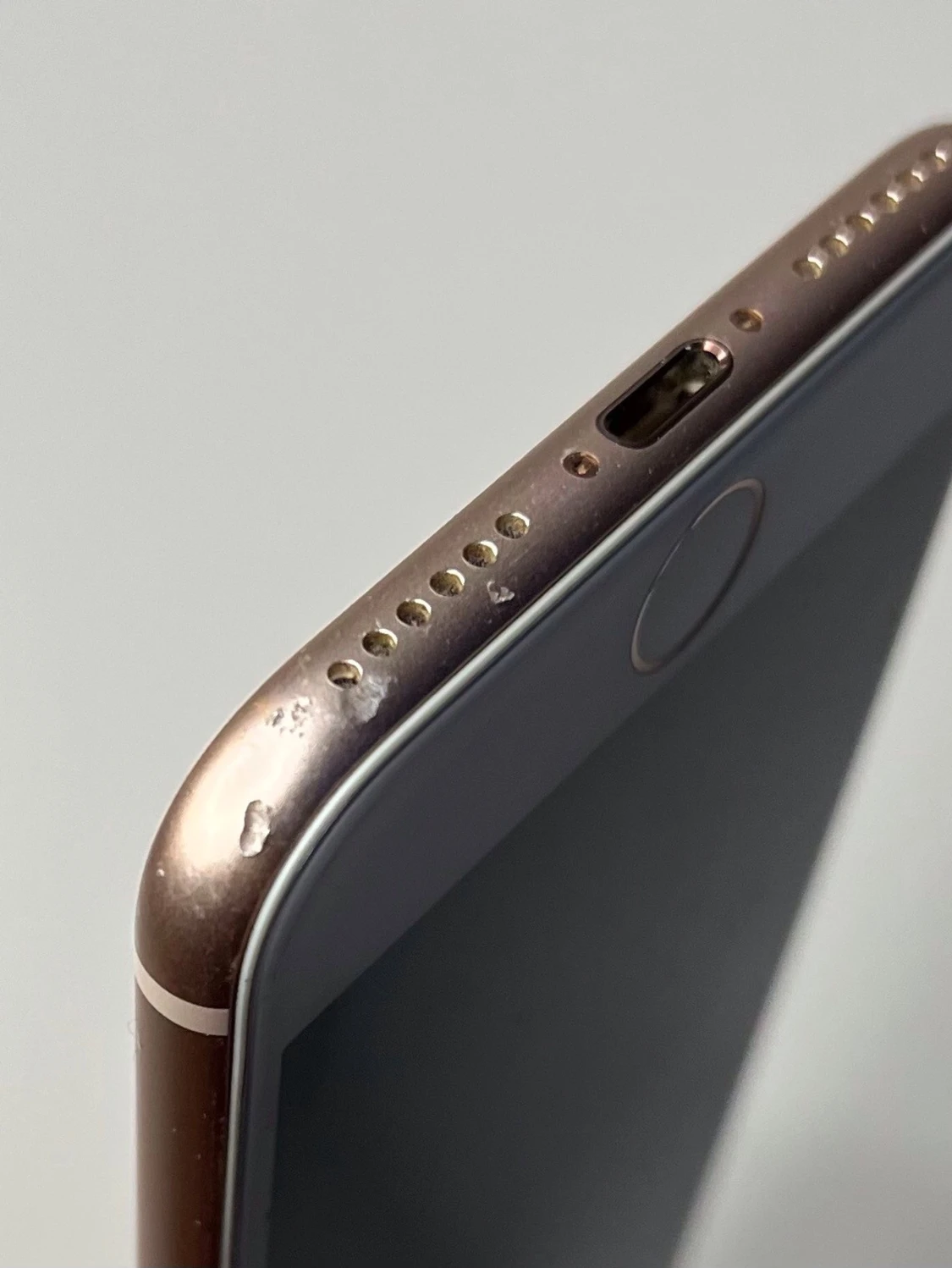 iPhone 8 Roseguld - 4