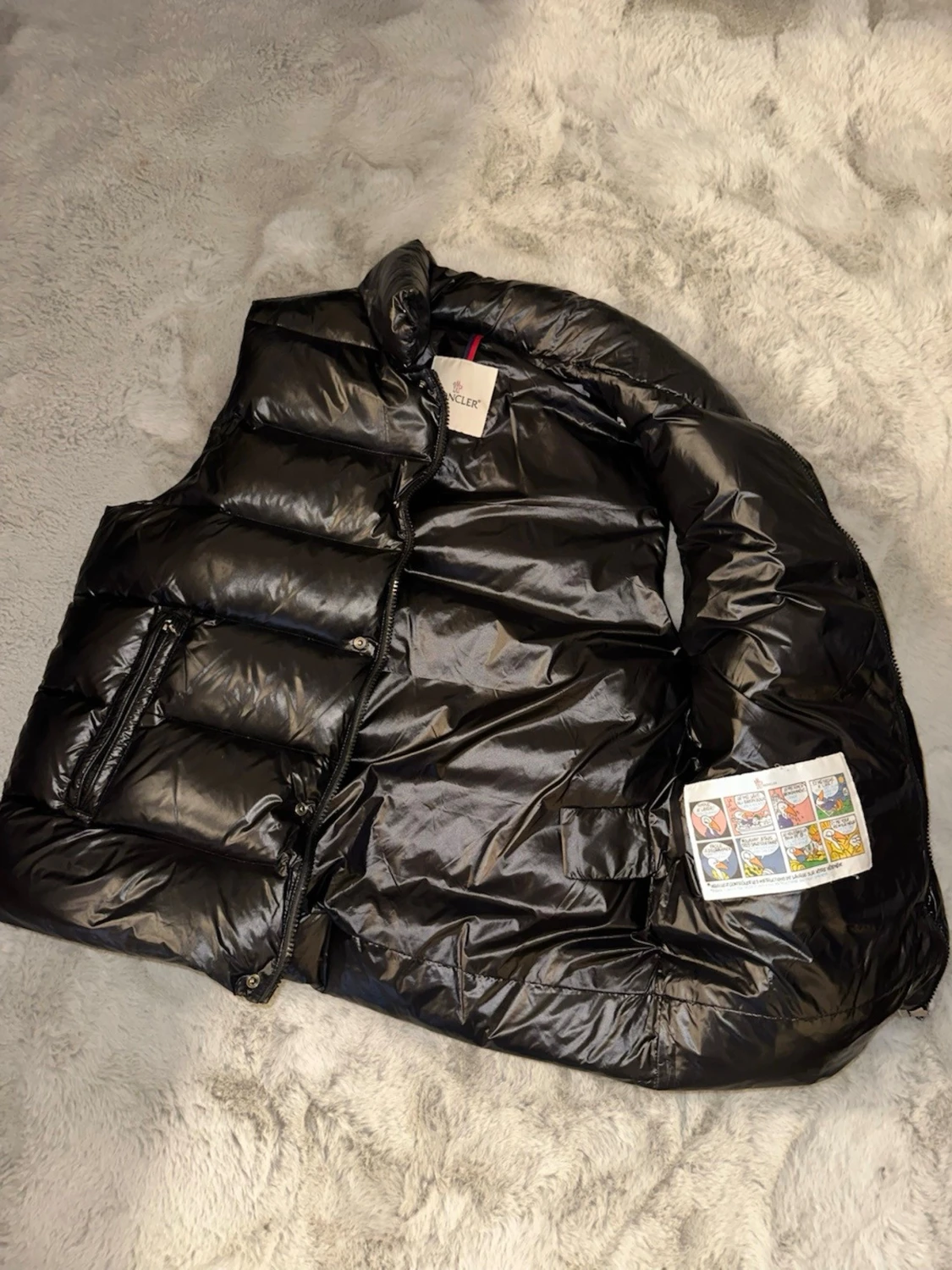 Svart dunväst från Moncler - 1