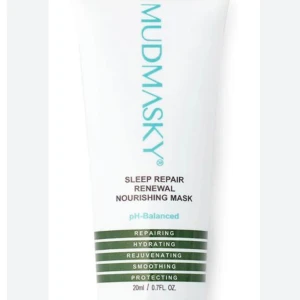 Mudmasky Sleep Repair Mask  - Mudmasky Sleep Repair Renewal Nourishing Mask är en pH-balanserad ansiktsmask som återfuktar, reparerar och skyddar huden under natten. Tuben är vit med turkos och gröna detaljer,  och är perfekt för att ge huden extra näring. Använd och finns lite kvar i förpackningen.
