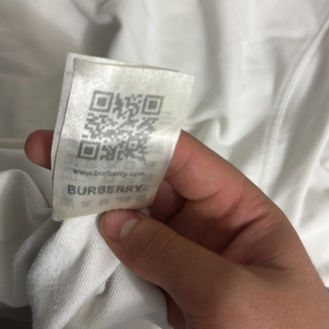 Vit Burberry sweatshirt med rutiga detaljer - 3