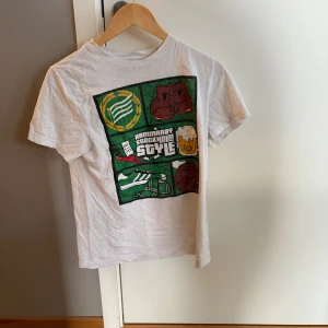 Vit Hammarby t-shirt  - Köpt från hammarby ultras souvenir 
