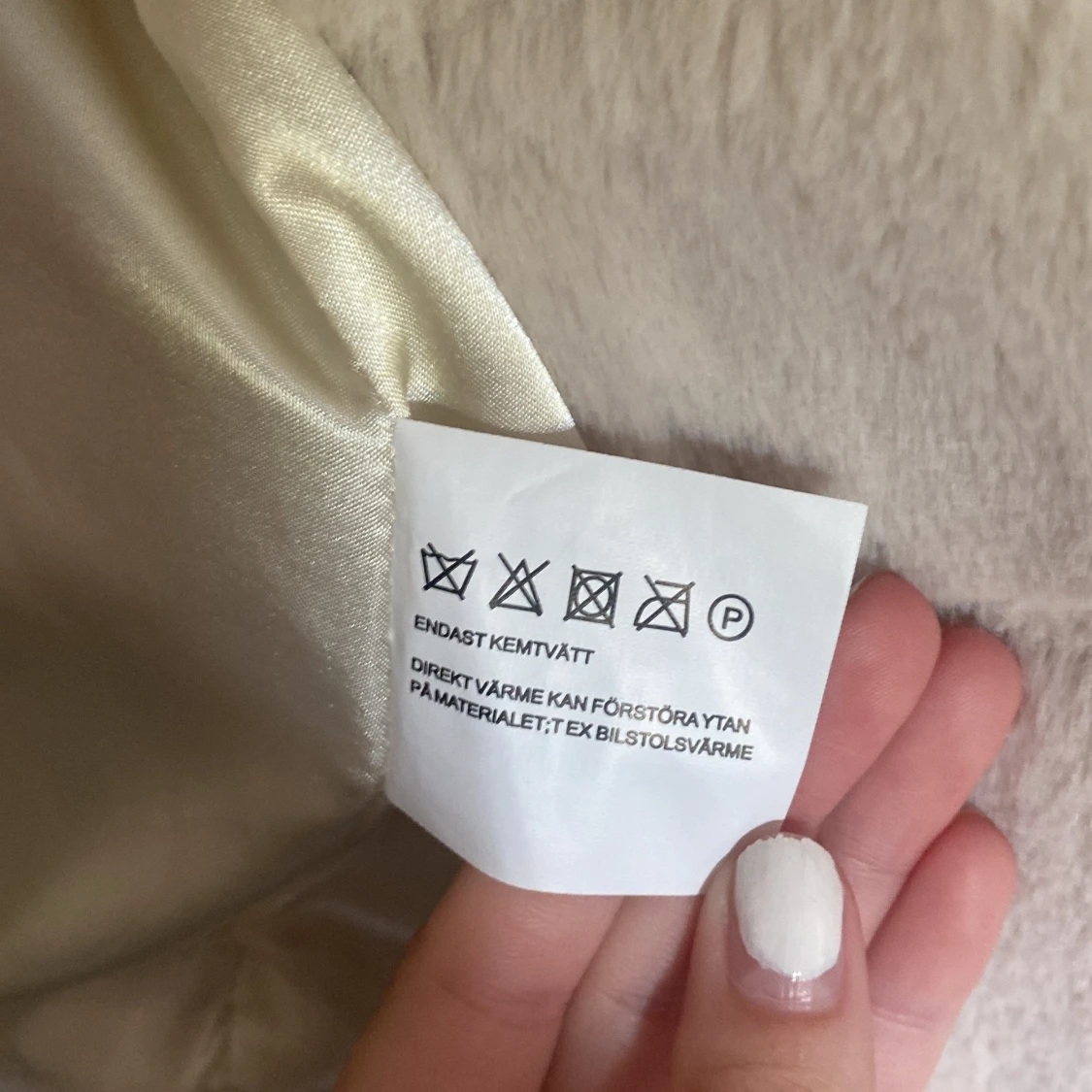 Beige pälsjacka från Isolde, stl 38 - 3