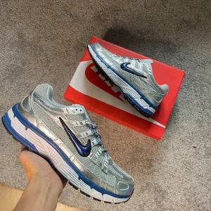 Nike P-6000 - Storlek 43, helt nya, box medföljer 