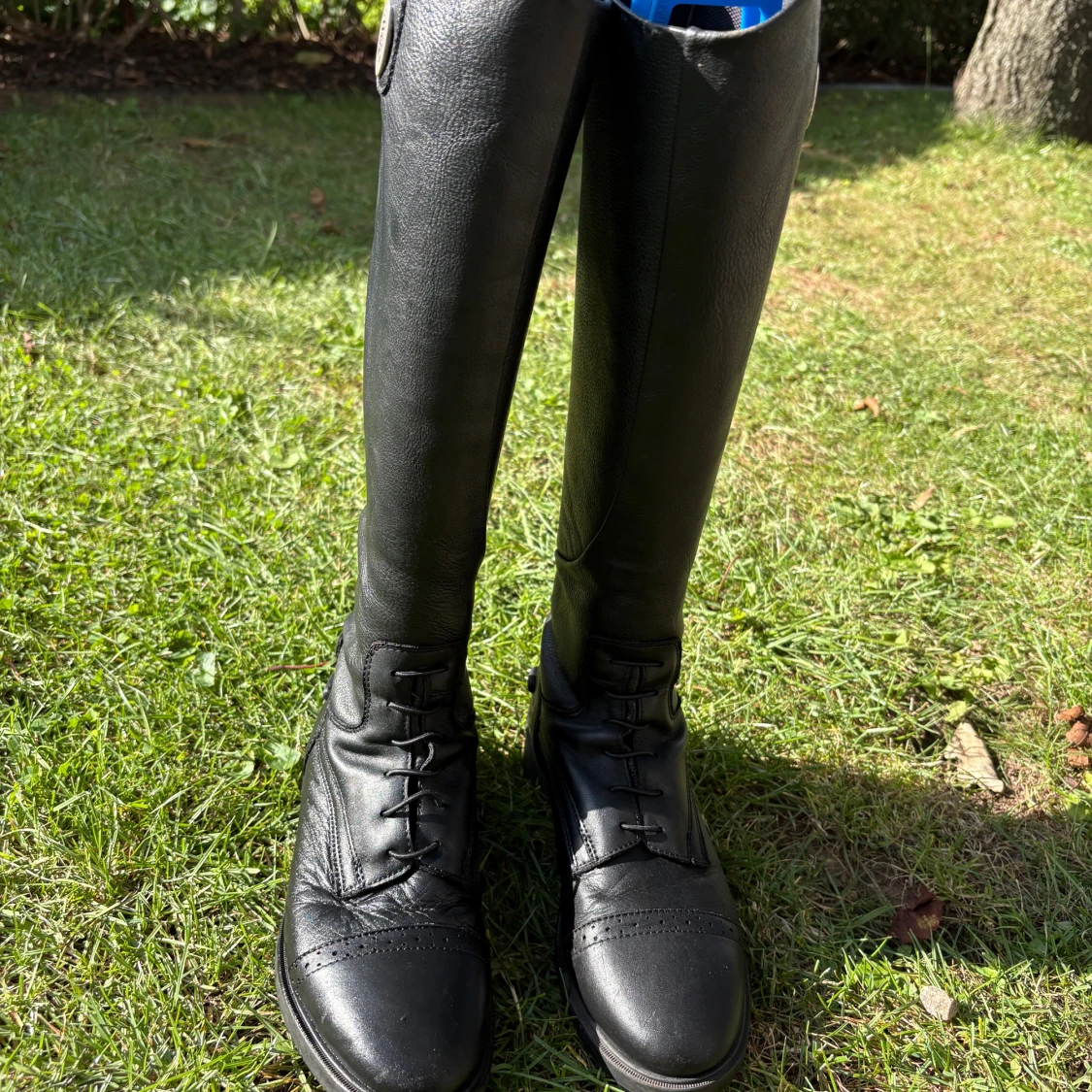 Svarta ridstövlar i skinn från CRW - 1