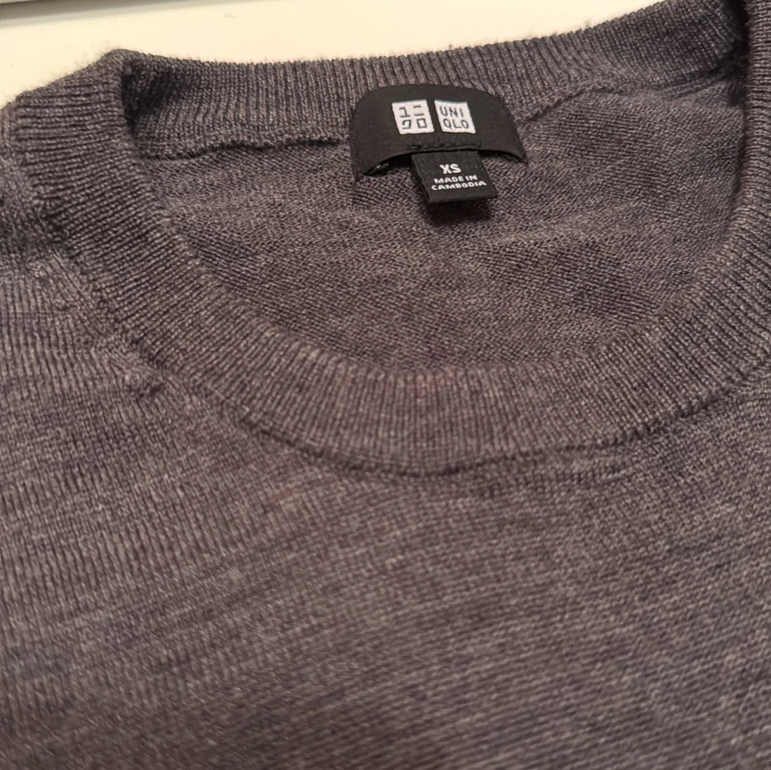 Grå stickad tröja från Uniqlo XS - 2