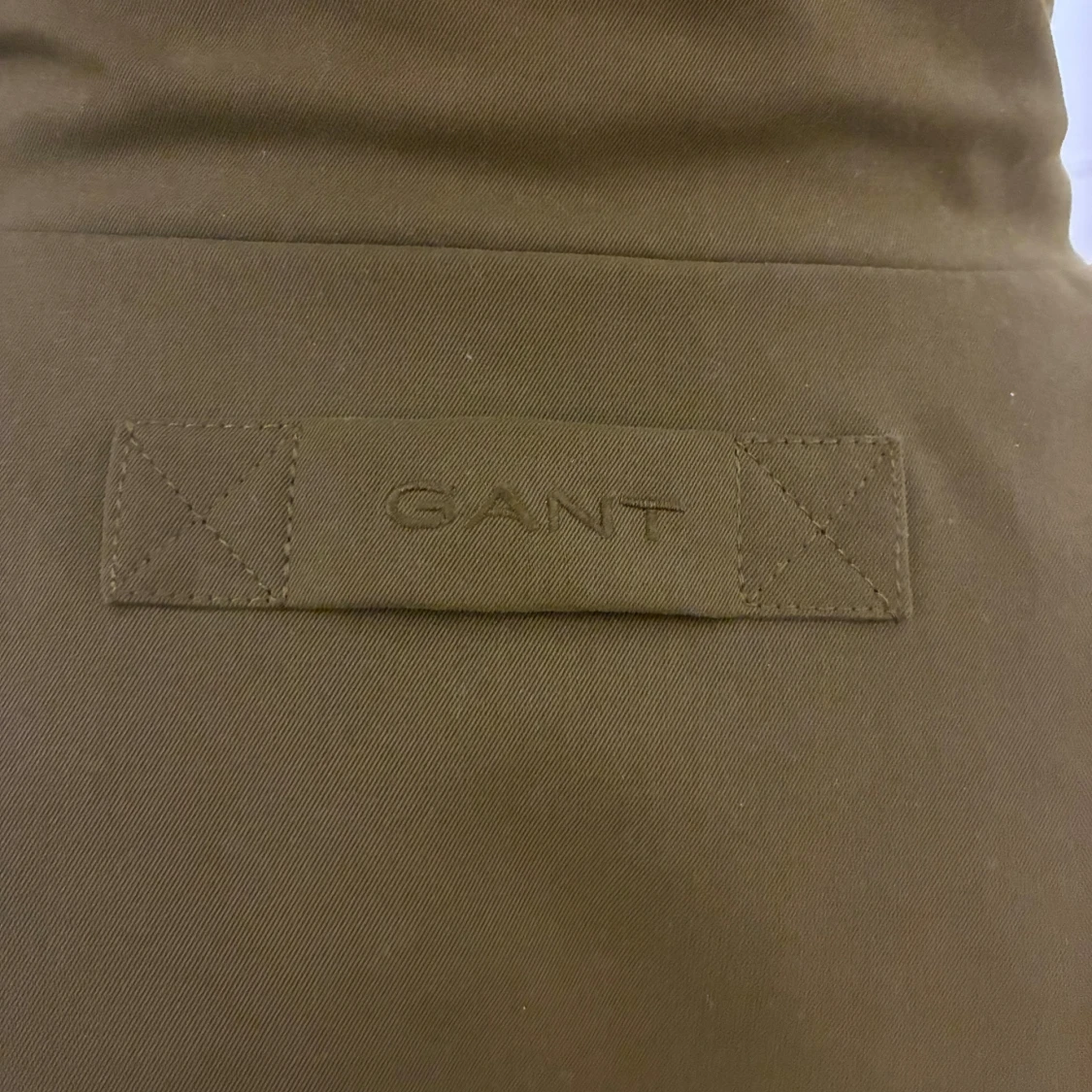 Olivgrön vindjacka från GANT - 4