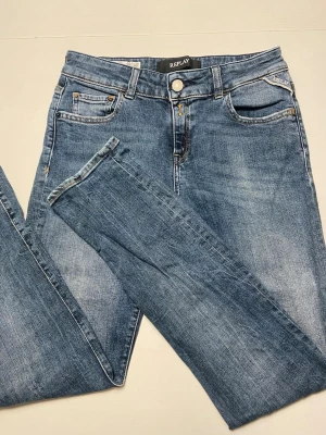 Replay - Säljer ett par riktigt schyssta Replay jeans