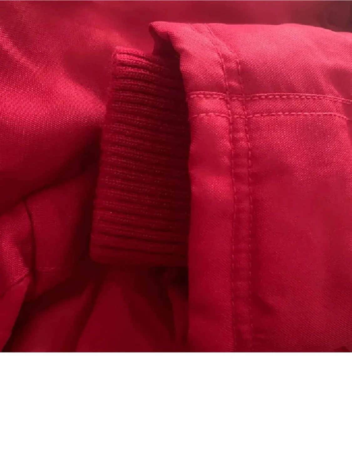 Röd parkajacka med fuskpäls - 4