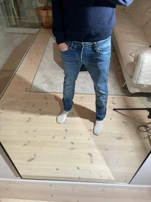 Jack and Jones jeans - Jack and Jones jeans | Storlek 29/30 | Mycket bra skick | billigare pris vid köpa av flera jeans på min profil‼️| Skriv till mig vid frågor📩