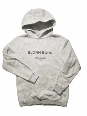 Grå Björn Borg hoodie Storlek 152m - In och köp bra skick.   152cm