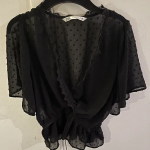 Zara topp - Jätte fin fest topp som tyvärr inte kommer till användning längre! Den perfekta fest toppen 