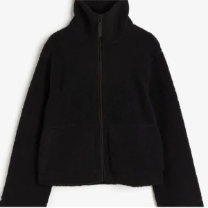 Hm teddy jacka  - Bra skick med använd, inget slitage💗M men passar xs-s också 