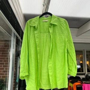 Skjorta - Bra skick, aldrig använd.