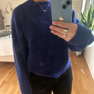 Stickad tröja - Stickad tröja från zara. Hör av er vid funderingar☺️