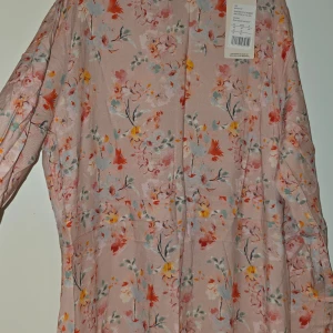 Fin klänning  - Den är helt ny. 