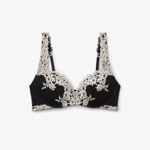 Intimissimi bh - Fint skick, använd fåtal gånger. Köpt i en intimissimi butik i cypern. Nypris 599kr🩷Hör av er för fler bilder samt storlek. 