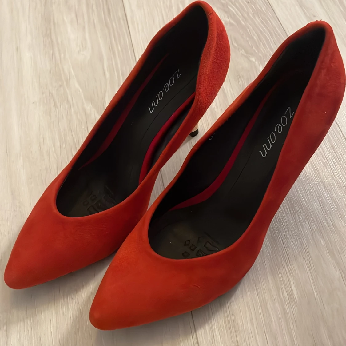 Röda pumps från Zoeon - 3