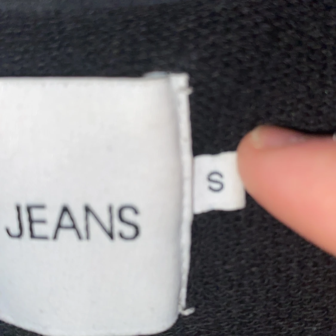 Svart hoodie från Calvin Klein Jeans - 2